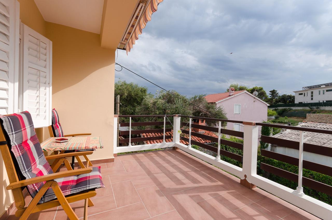 Rooms Mihaela Rab Town Exterior foto