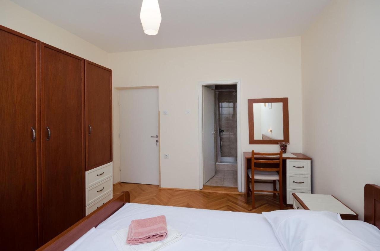 Rooms Mihaela Rab Town Exterior foto